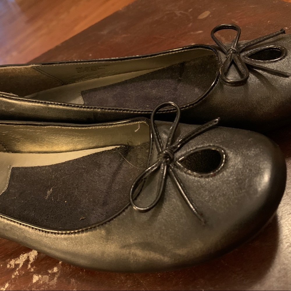 NEW Black Flats Size 8